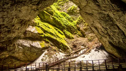 Dezastrul ecologic din România care te ajută să înțeleg mai bine încălzirea globală: ce s-a întâmplat cu cel mai mare ghețar