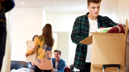 Chiriile pentru studenți, pretext de scumpiri în piața imobiliară din România: cu cât închiriezi o garsonieră în Cluj, un apartament în București