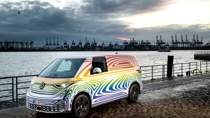 Volkswagen are motive de sărbătoare: ID.Buzz este un hit chiar înainte de lansare