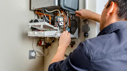 Toți românii cu centrală termică de apartament trebuie să știe greșeala care-i poate costa scump: așa micșorezi factura la energie