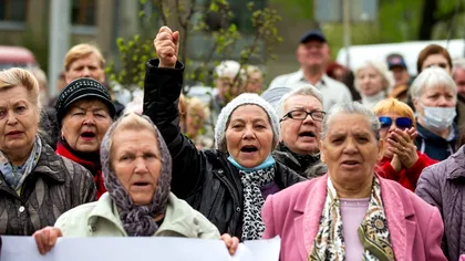 FOTO Proteste în Republica Moldova. Prorușii au luat cu asalt capitala Chișinău, participă și o grupare paramilitară