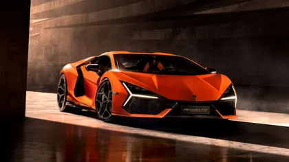 Lamborghini intră într-o nouă eră: ce este și când apare modelul Revuelto