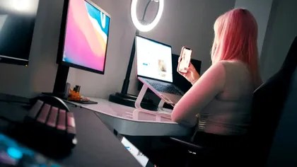 REVIEW Money Shot - documentarul Netflix care îți arată culisele celui mai cunoscut site pentru adulți din lume