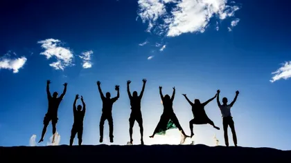 Ce se întâmplă cu Pământul dacă am sări toți, în același timp: explicația științifică