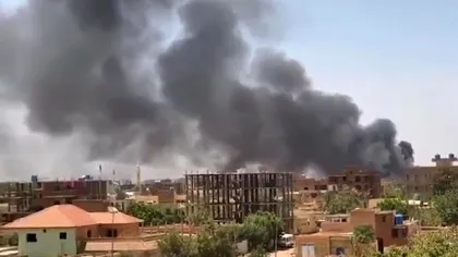 Cum au fost evacuați nouă români din Sudan. Mai multe ţări şi-au extras diplomaţii şi cetăţenii, după izbucnirea luptelor 