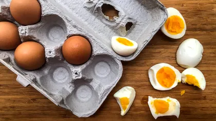 Fenomenul care se întâmplă dacă reîncălzești ouăle fierte la microunde. Videoclipurile au devenit virale