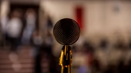 Un comediant chinez, obligat să se scuze. Cum i-a deranjat pe oficiali. „Mă voi reeduca”