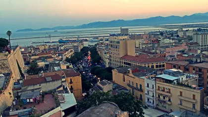 Un primar a murit după ce a căzut în gol de la un balcon al unui hotel, în Italia. Se afla în vizită alături de o delegație poloneză