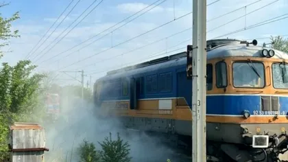 Incendiu la locomotiva unui tren de călători, pe ruta Ploiești-București. Pasagerii s-au autoevacuat