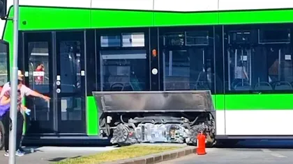 Încă un incident în București cu un tramvai fabricat la Astra Arad. Garnitura era să ia foc