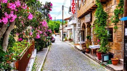 Casele din Grecia, vândute la prețuri fabuloase pe internet: câți bani trebuie să ai, să te muți într-un studio de 30 mp în Thassos