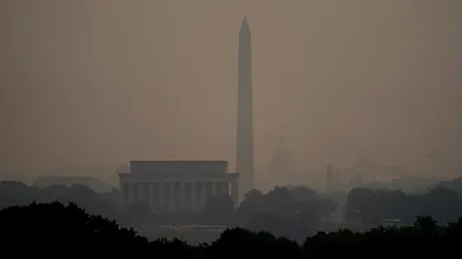 Capitala SUA cuprinsă de fumul provocat de incendiile din Canada. La New York, rezidenții caută să își vândă casele