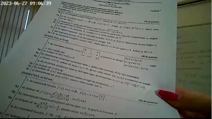 Elevii au făcut fotografii cu camera ascunsă subiectelor de la matematică BAC. Pozele au ajuns pe tot internetul, la câteva minute de la primirea lor. Foto