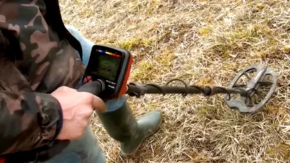 Comoara care s-a descoperit în România: tezaur monetar cu peste 1300 monede din perioada romană, scos la iveală de doi români