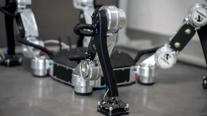 VIDEO Acest nou robot înfricoșător se poate cățăra pe pereți: de ce a fost creat, ce utilitate are