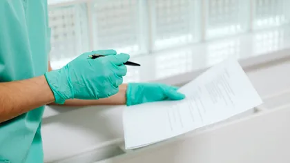 Ce trebuie să știe românii care primesc concediu medical în timp ce se află în concediu de odihnă sau fără plată