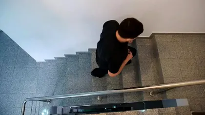 Efectul activităților zilnice asupra riscului de cancer: De ce este bine să urci pe scări ori să cari sacoșe grele