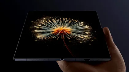 Al treilea telefon pliabil de la Xiaomi adaugă o cameră cu zoom: unde va fi disponibil Mix Fold 3