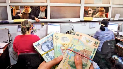 Noi să strângem cureaua, ca să primească bugetarii salarii mai mari: răsturnare de situație cu banii publici