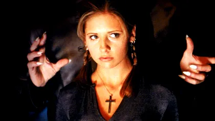 Povestea serialului american care l-a făcut irelevant pe Dracula la el în țară. De ce au iubit atât de mult adolescenții români Buffy, Spaima Vampirilor VIDEO