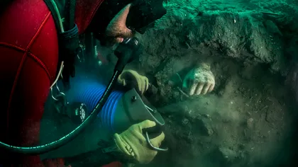 Descoperiri uimitoare într-un templu antic scufundat. Ce au găsit arheologii. Foto