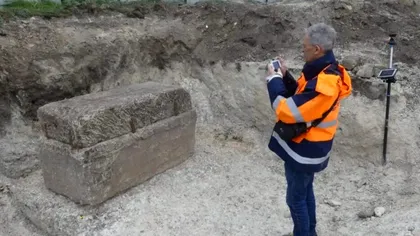 Descoperire arheologică uluitoare, în Franța. Ce se ascundea într-un sarcofag roman nedeschis de aproape 2.000 de ani