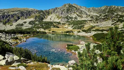 Zănoaga, comoara ascunsă a Munților Iezer: Lacul glaciar ce ascunde adâncimi uimitoare