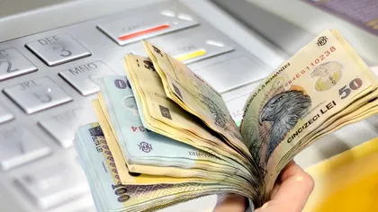 Pe ce cheltuie românii de Crăciun: N-avem bani, dar 