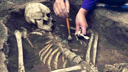 Descoperire arheologică fascinantă în Argeș: Mormântul preistoric, pe Autostrada Bucureşti-Piteşti