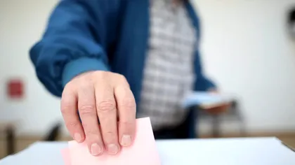 Protestele fermierilor și ale transportatorilor au ridicat AUR în sondaje: PSD e în scădere, ce ne așteaptă la alegeri