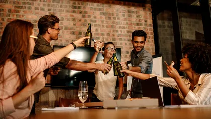 Cazul care a făcut înconjorul lumii: Bărbatul care a fost concediat pentru că nu era “distractiv la locul de muncă”