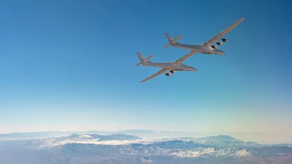 Cel mai mare avion din lume, cascadorie impresionantă VIDEO