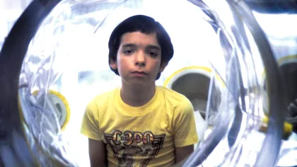 Povestea băiatului care a trăit închis într-un balon: Sfârșitul său tragic a cutremurat o lume-ntreagă