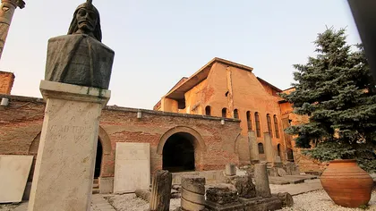 Top 7 cele mai vechi clădiri din București. Istoria celor mai impresionante case, restaurante și muzee