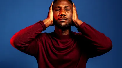 Cum să scapi de un cântec blocat în minte? Descoperă „guma de șters melodii”