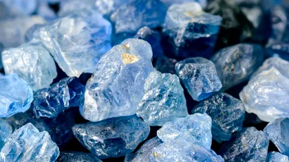 Originea misterioasă a safirelor a fost, în sfârșit, descifrată: Cum se formează pietrele prețioase