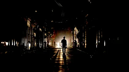 „Nu mai sunt bani”: Țara aflată în colaps total, unde 10 milioane de suflete sunt în beznă din cauza crizei financiare și energetice. Viitorul întunecat al Cubei comuniste