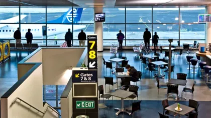 Îmbrățisările lungi, interzise pe aeroport. În ce oraș a fost luată această decizie: „Un mod uşor excentric şi amuzant în care transmitem un mesaj”