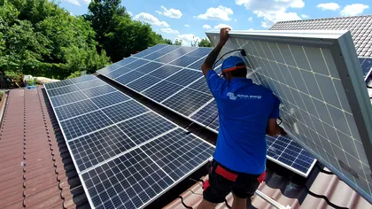 Crește interesul românilor pentru bateriile de stocare a energiei din panourile fotovoltaice