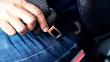 De ce este esențial să porți centura de siguranță pe bancheta din spate. Titi Aur explică riscurile chiar și în cazul unui accident ușor