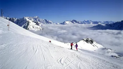 Pârtia dintre două țări: Cum să explorezi Europa pe schiuri