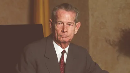 Abdicarea regelui Mihai I și sfârșitul monarhiei în România/Crearea Uniunii Sovietice/Inaugurarea primei linii de metrou în Tokio și alte evenimente istorice pe 30 decembrie