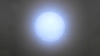 Anul în care Soarele a strălucit albastru. Misterul erupției vulcanice care a răcit planeta în 1831, deslușit