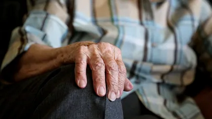 Ajutor financiar pentru pensionari în aprilie 2025. Cine sunt seniorii care vor primi 125 de lei