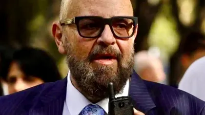 La cât timp se schimbă uleiul în bucătăriile restaurantelor închise de Piedone: „Priviti, ăsta e păcură, aprinzi focul cu el”