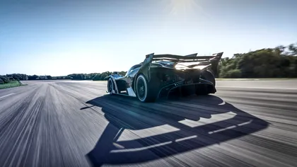 Șeful Bugatti dă peste cap cursa mașinilor electrice: „Motoarele pe benzină vor domina supercarurile încă zeci de ani”