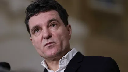 Politico: Matematicianul care vrea să salveze România de Trump, Putin și extrema dreaptă. Nicușor Dan, speranța pro-occidentală în criza electorală