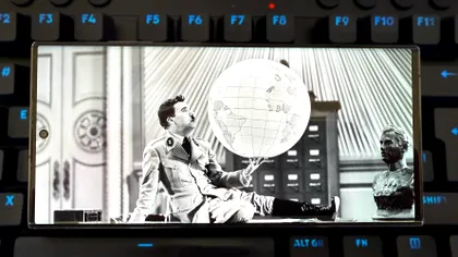 Un film cu Charlie Chaplin redescoperit devine fenomen pe internet. Absurdul geopolitic actual și „prietenia” Trump–Putin, oglindite în scenele vechi de 85 de ani din „The Great Dictator”