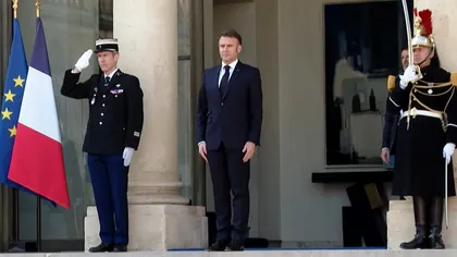 Gestul făcut de Macron la întâmpinarea lui Ilie Bolojan. Detaliul care arată relaţia specială pe care o au. Foto