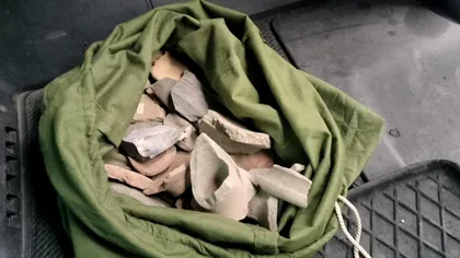 Descoperire bizară la un talcioc din Iași: vestigii dacice vândute cu câțiva lei